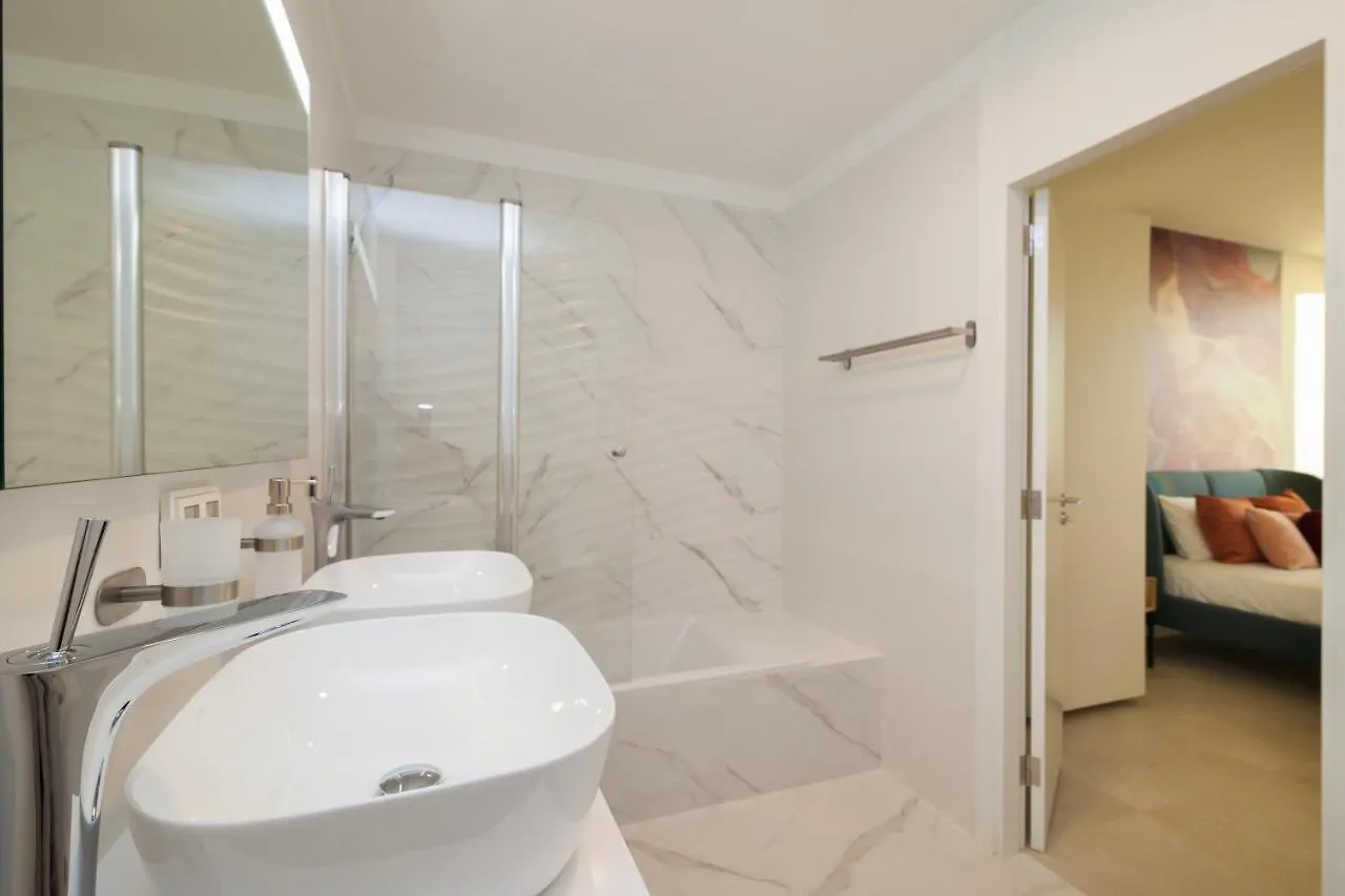 200M² New Villa B With Private, Heated Pool And Amazing Ocean View. Costa Adeje